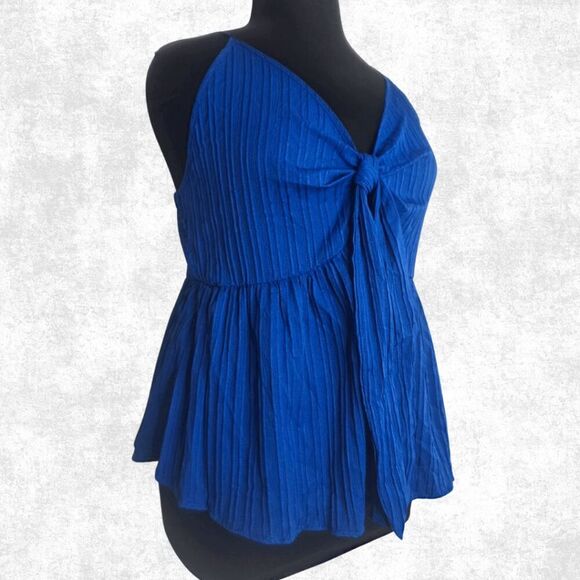 Royal Blue Tie Front Cami Top NWT Size 4X | Flowy Pleated Plus Size Tank - Picture 3 of 5